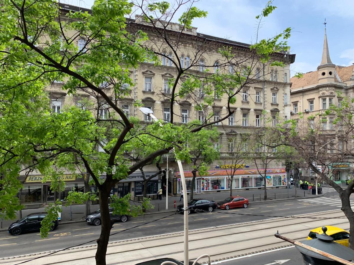 Balcony Gallery Budapest Exteriör bild