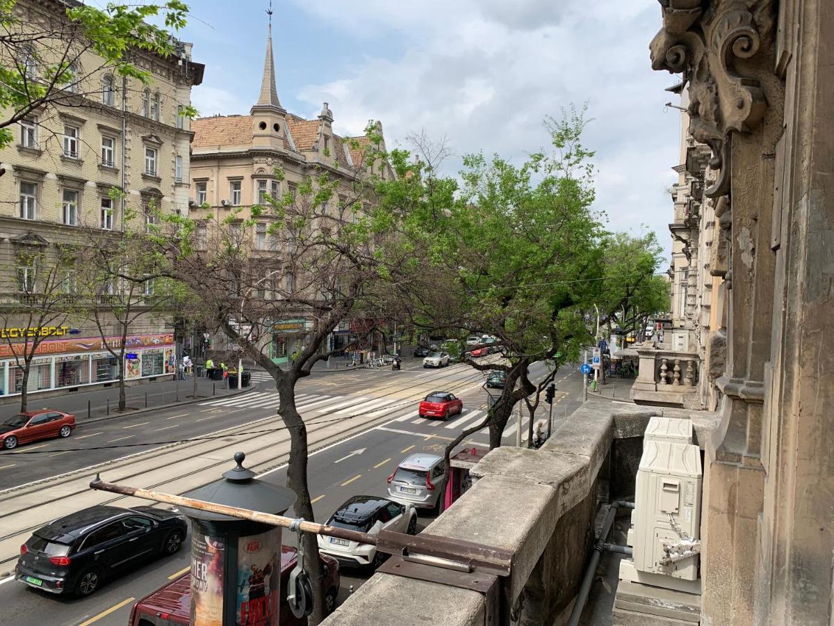 Balcony Gallery Budapest Exteriör bild